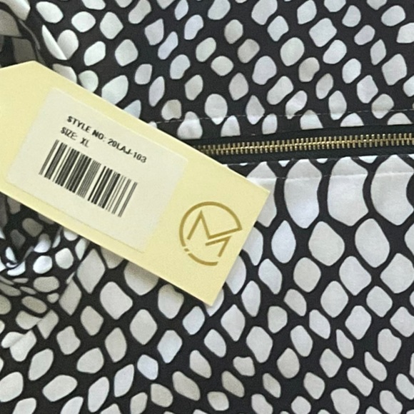 NWT CLUB MODA Zip Up, Long Sleeve - Picture 2 of 7